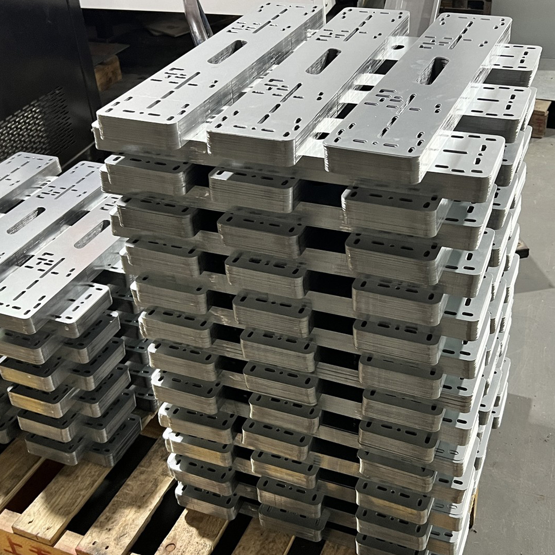 Изготовленный на заказ продукт металла листового металла точности CNC алюминиевый штемпелюя